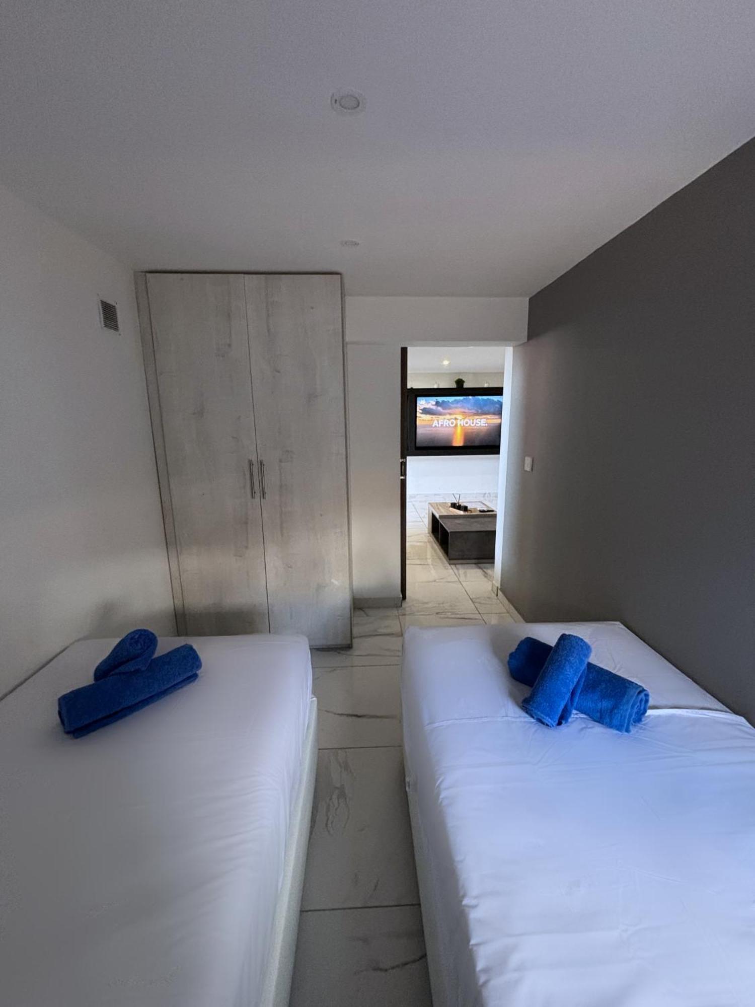 Sant Central Deluxe Apartments Ayia Napa Exterior photo