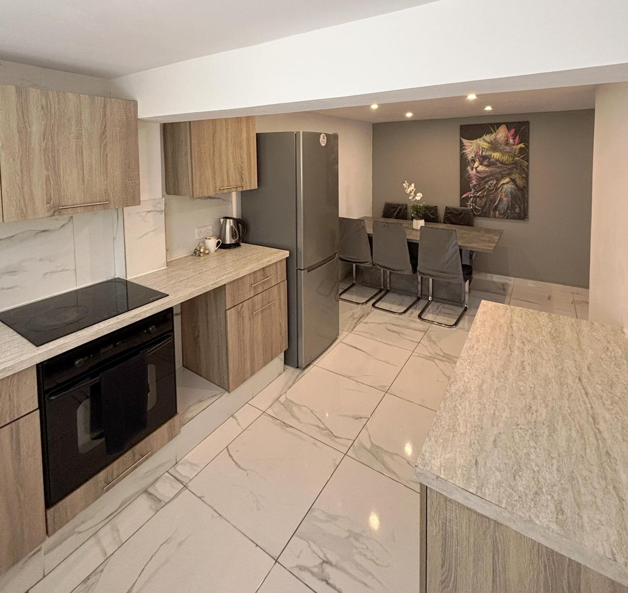 Sant Central Deluxe Apartments Ayia Napa Exterior photo